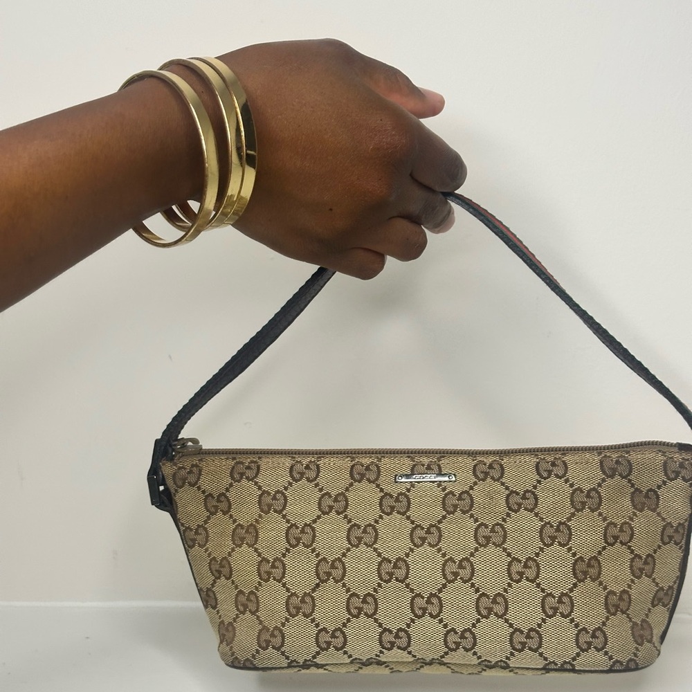 Gucci Canvas Boat Shoulder Bag-Cream and Beige Pouch